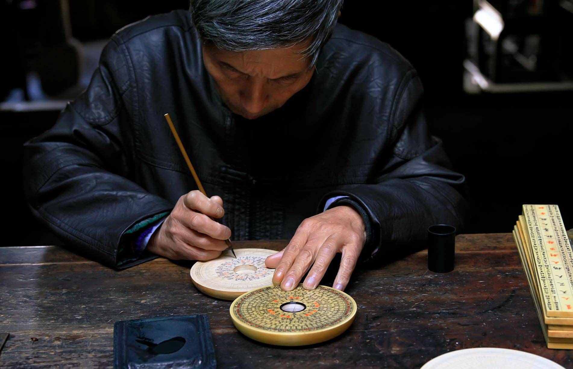 學(xué)風(fēng)水先要懂羅盤，教你認識、使用羅盤，不懂風(fēng)水的漲知識了！