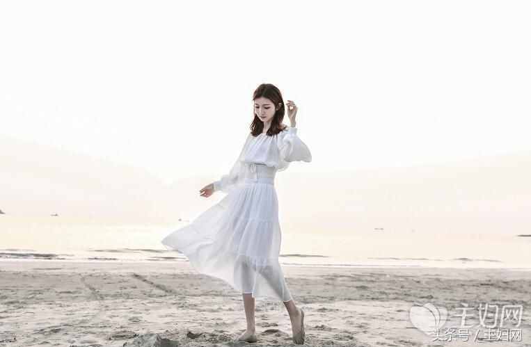 適合去海邊穿的衣服款式 這8套海島穿搭get起來(lái)