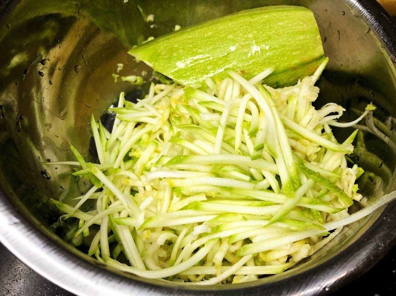 頭伏到吃餃子，教你5種素餡餃子的調(diào)法，鮮嫩營養(yǎng)多汁，好吃入味
