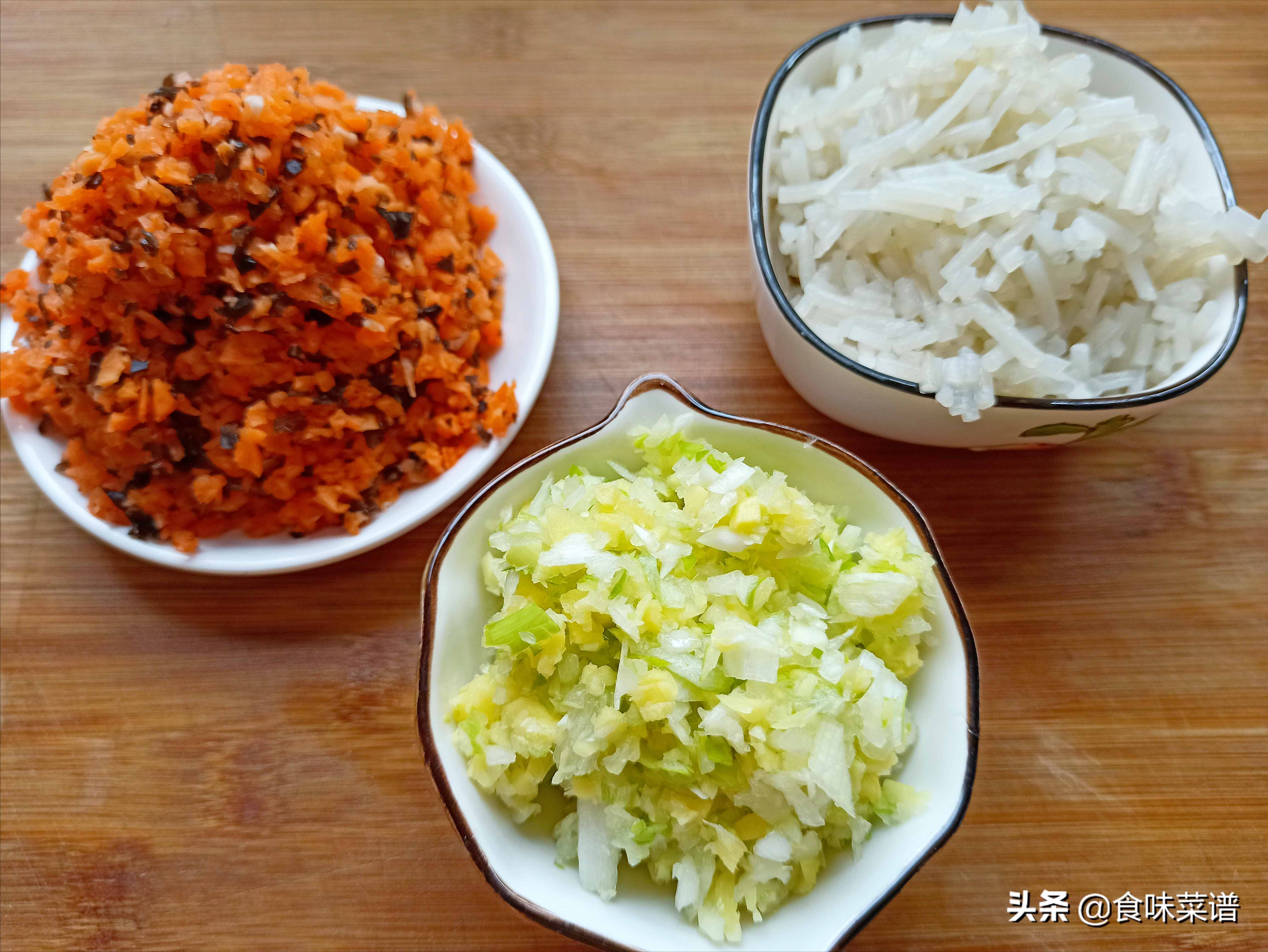 頭伏到吃餃子，教你5種素餡餃子的調(diào)法，鮮嫩營養(yǎng)多汁，好吃入味