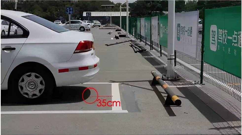倒車入庫滿分教程圖解，一把過考沒難度