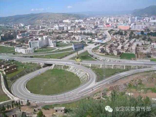 本期推薦“十二五”回顧：奮進(jìn)的歷程 長(zhǎng)足的進(jìn)步