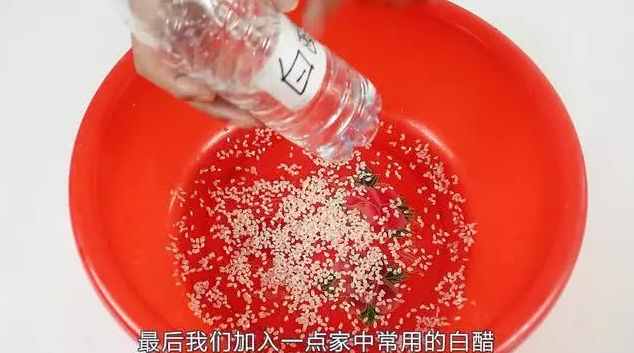 手掌脫皮太嚇人，試試幾樣小東西，立馬就能解決不少人的苦惱