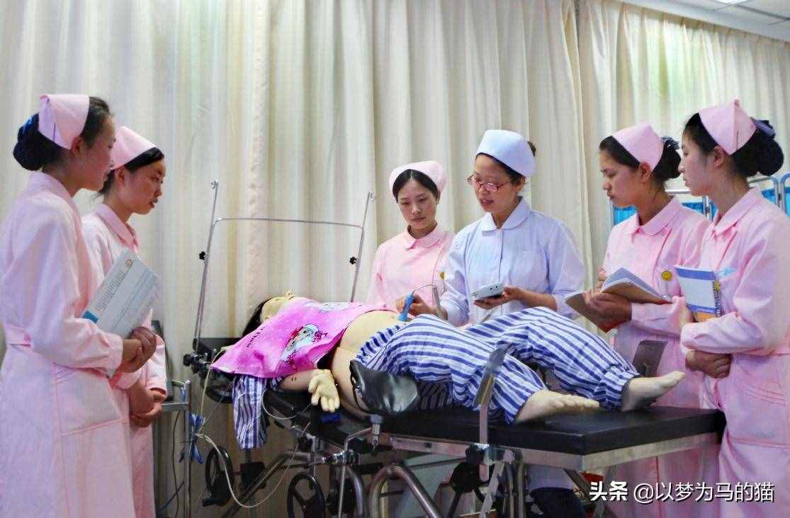 文科就業(yè)率高的8大專業(yè)，相對(duì)比較靠譜，但報(bào)考人數(shù)多競(jìng)爭(zhēng)激烈