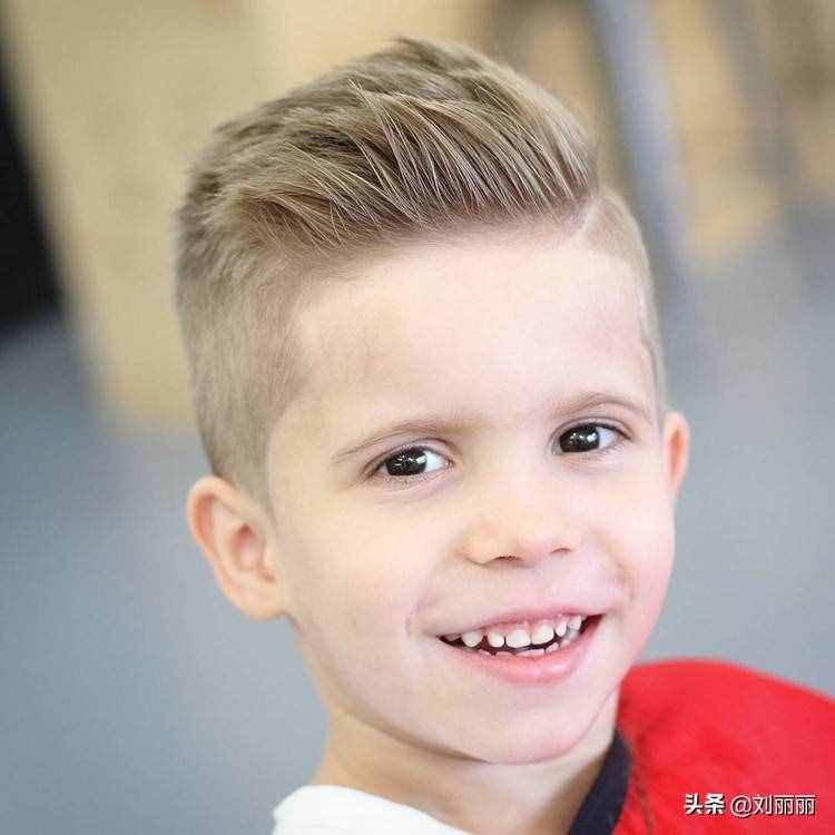 “最帥氣”小男孩發(fā)型14款，時(shí)尚有型，適合3-10歲小男孩