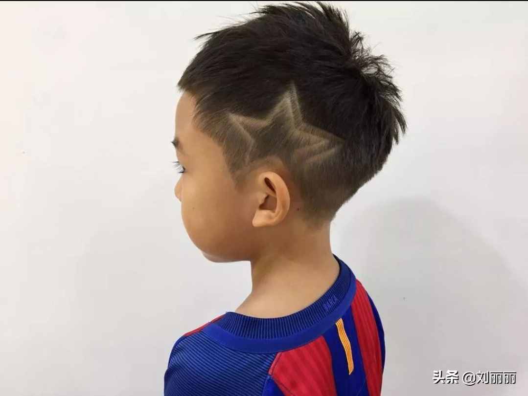 “最帥氣”小男孩發(fā)型14款，時(shí)尚有型，適合3-10歲小男孩