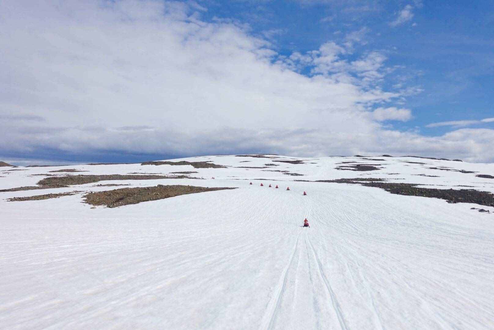 為什么冰島的人口，大多數(shù)都生活在島嶼的西南部地區(qū)？