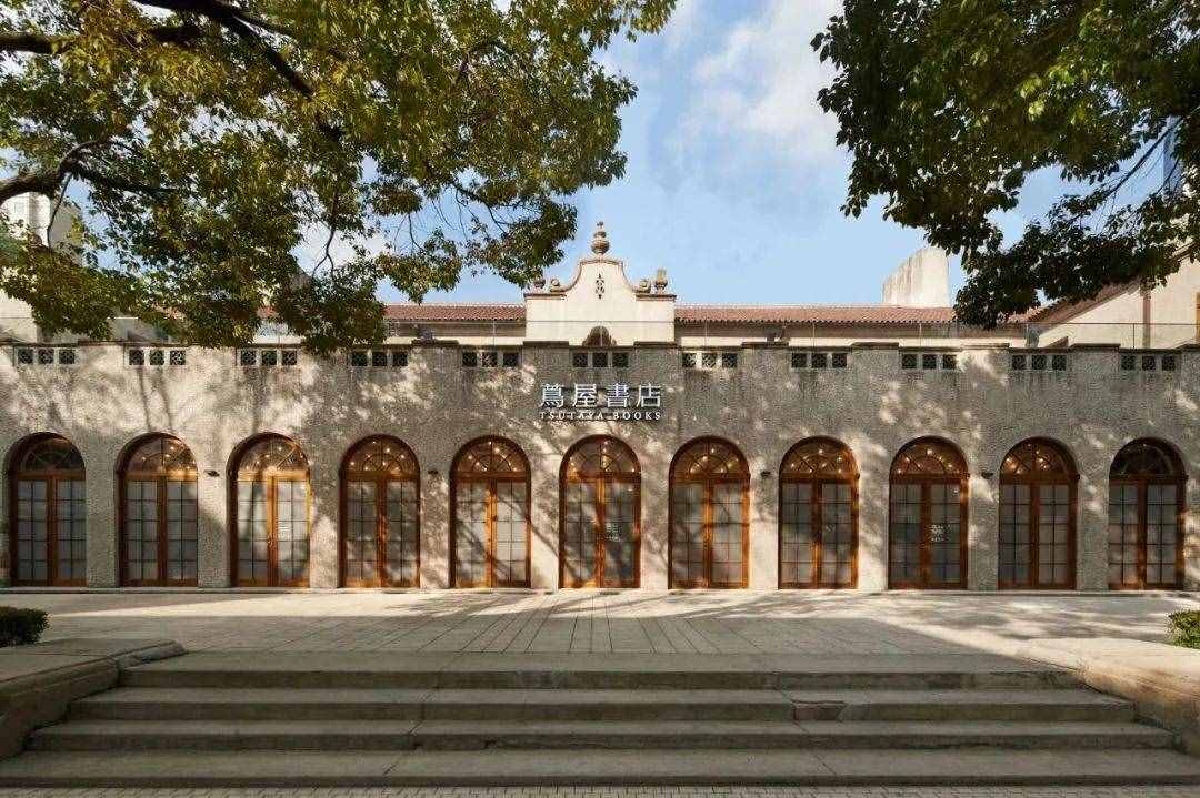盤點那些建在特殊建筑里的書店