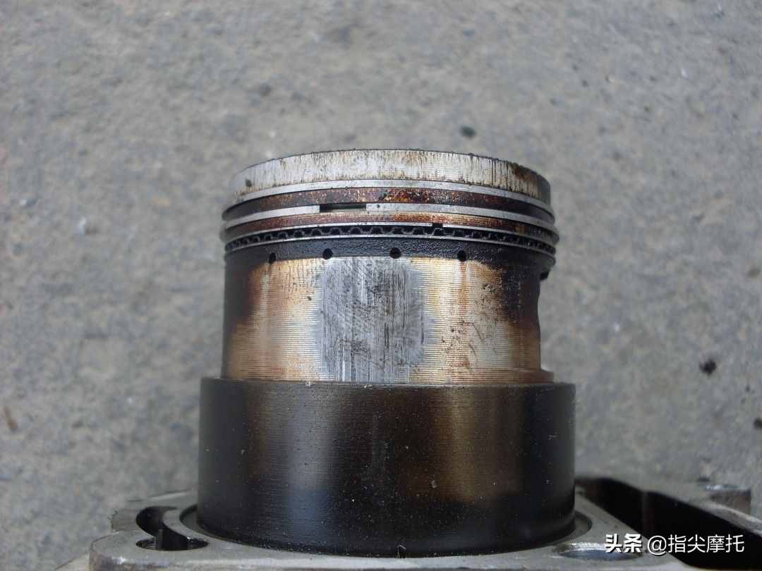 摩托車缸頭異響，調(diào)氣門間隙不能解決，這個(gè)故障原因少見
