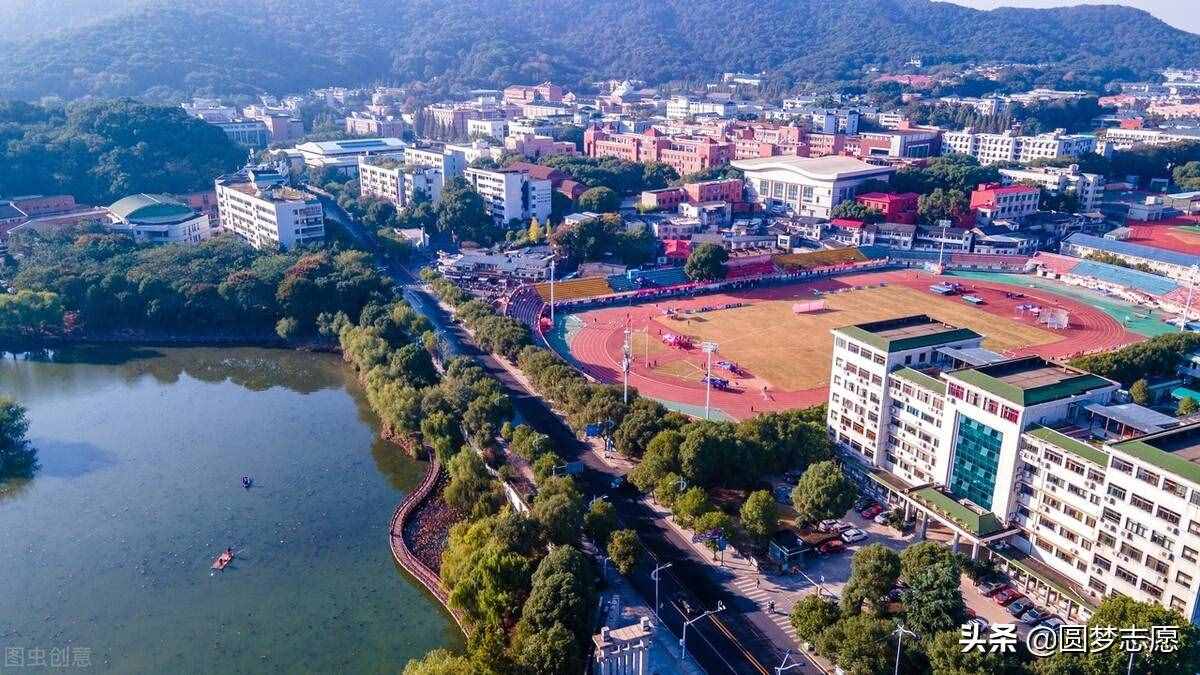湖南省大學排名：二本16所、三本14所，含錄取分數線
