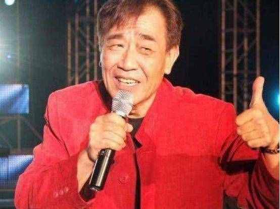 76歲男星患病暴瘦！獨(dú)寵小33歲嬌妻22年，自曝已為她買好房子