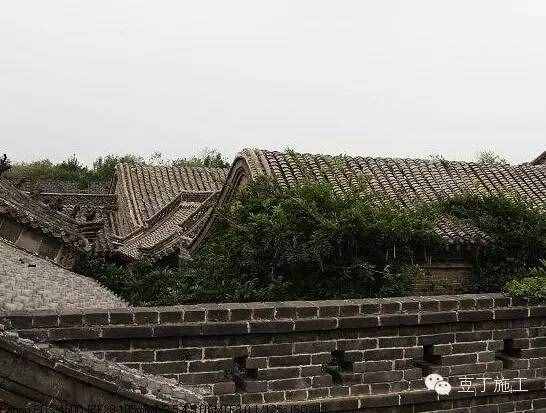 科普丨女兒墻為什么叫女兒墻？