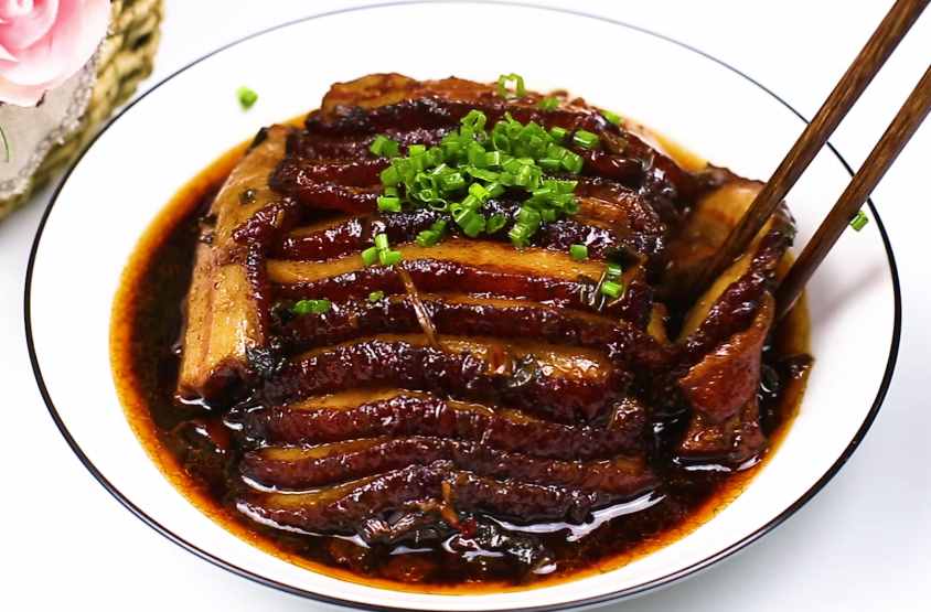 原來做扣肉也有訣竅，掌握這些技巧，好吃不油膩，光看圖片都想吃