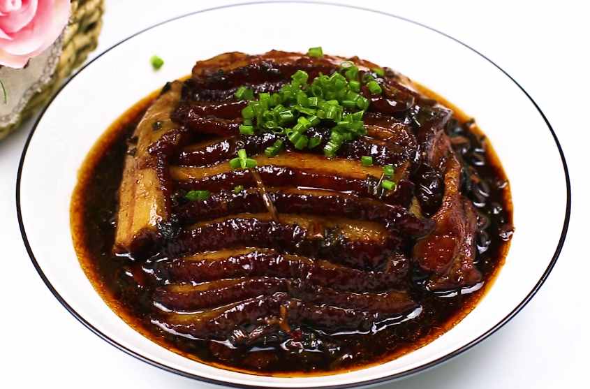 原來做扣肉也有訣竅，掌握這些技巧，好吃不油膩，光看圖片都想吃