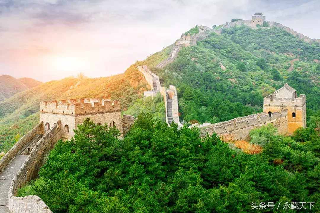 “不到長城非好漢”的下一句是什么？“可憐天下父母心”