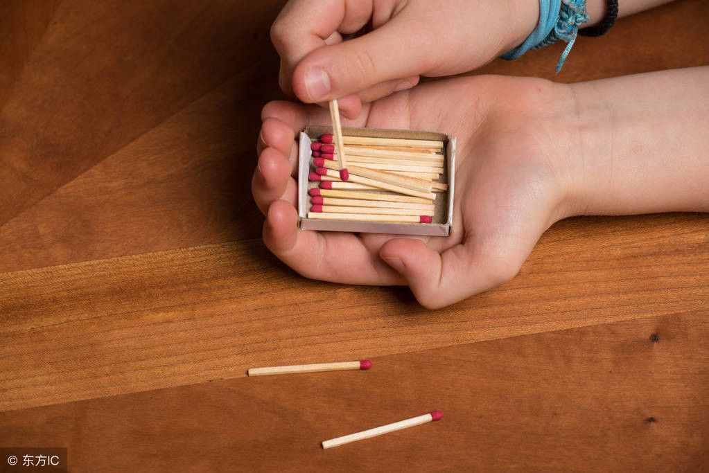 10個(gè)火柴游戲題：開(kāi)發(fā)孩子智力、腦子活，激發(fā)數(shù)學(xué)興趣