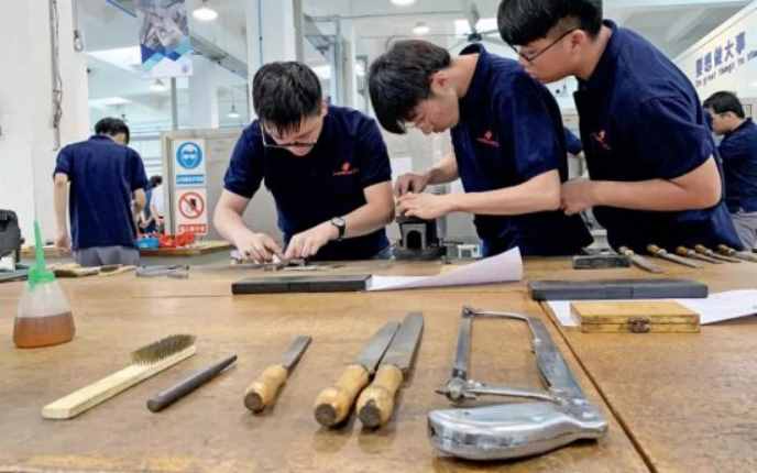 如何區(qū)分職高、中專、技校？