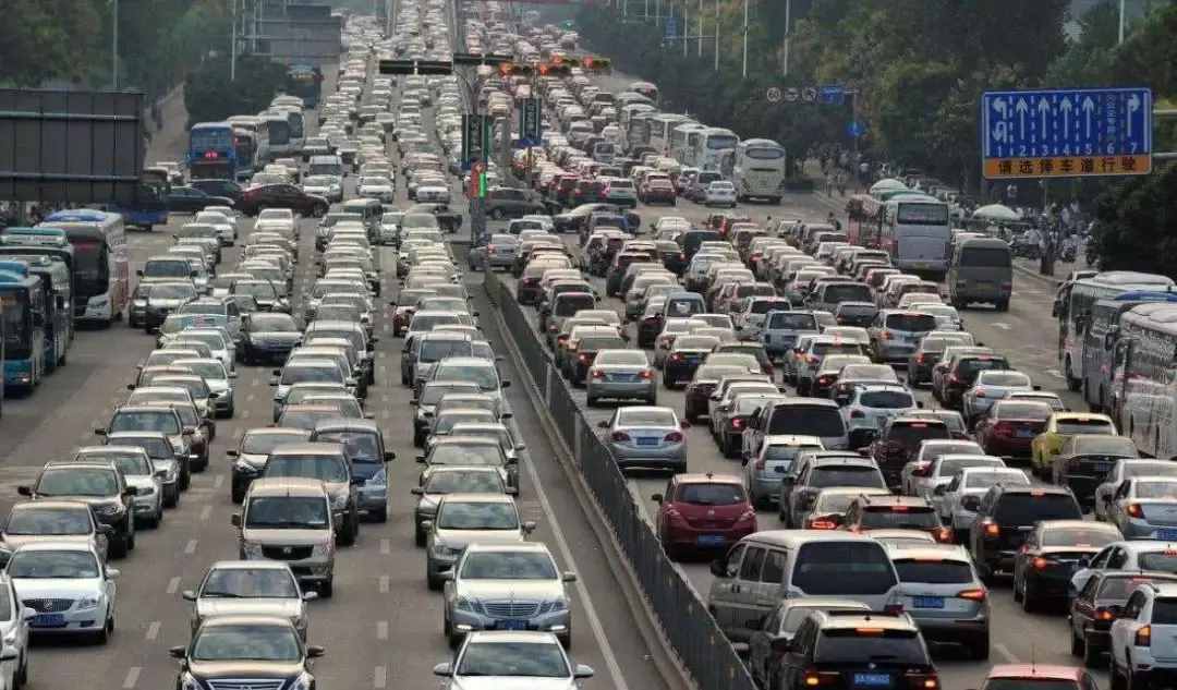 法拉利暴降300萬，保時捷打?qū)φ?？二手豪車價格超乎你想象！