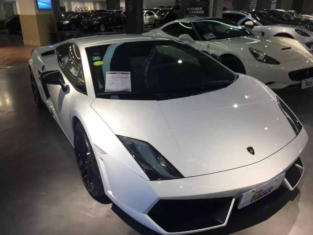 法拉利暴降300萬，保時捷打?qū)φ?？二手豪車價格超乎你想象！