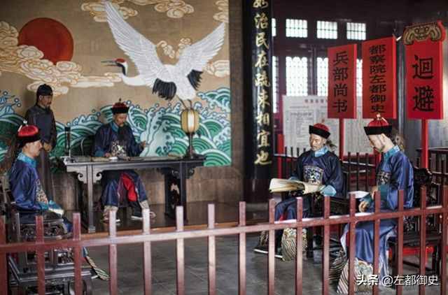 清代此官職位列九卿，但從品級(jí)、權(quán)力來看，卻是名不副實(shí)