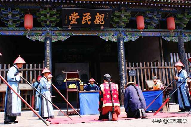 清代此官職位列九卿，但從品級(jí)、權(quán)力來看，卻是名不副實(shí)