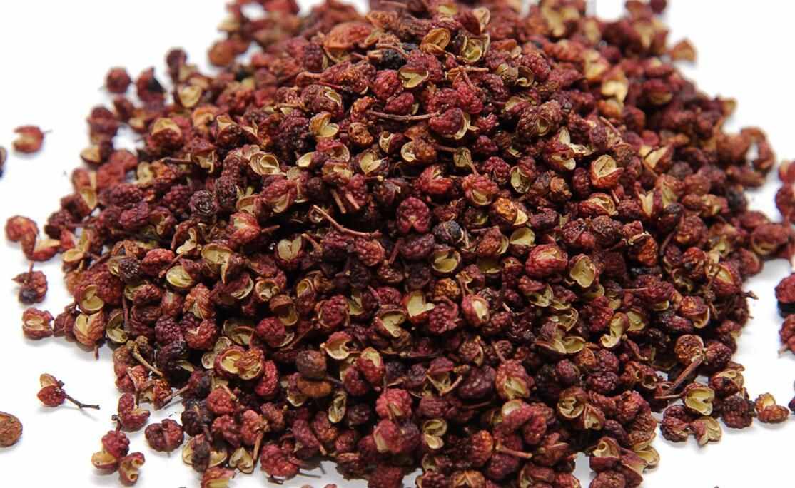 一分錢(qián)不用花，農(nóng)村土醫(yī)生治療灰指甲的秘方
