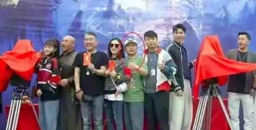 何云偉新片飾演洪熙官？裝扮毫無大俠風(fēng)范，女主顏值很驚艷
