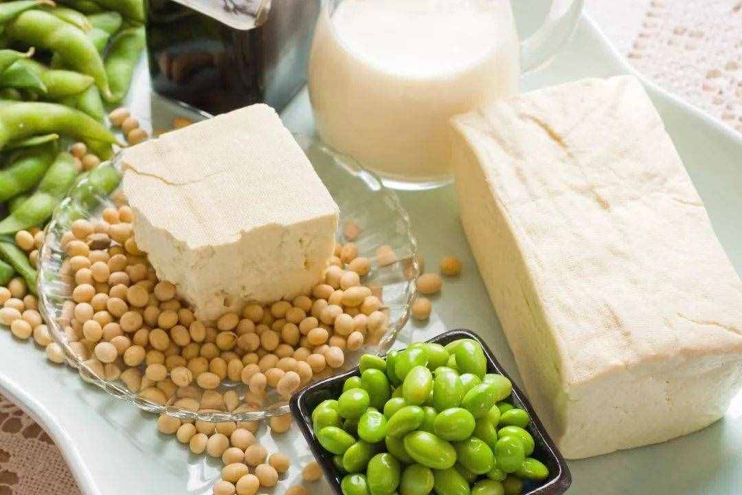 「提醒」蝦皮、骨頭湯不補(bǔ)鈣！這份真正的補(bǔ)鈣食物排行榜收好