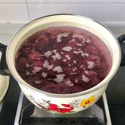 酸酸甜甜楊梅汁這樣做實(shí)在太美味，碗盤(pán)都要舔干凈