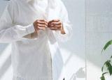 今日更新白衣服發(fā)黃怎么洗（白衣服黃了就要扔）