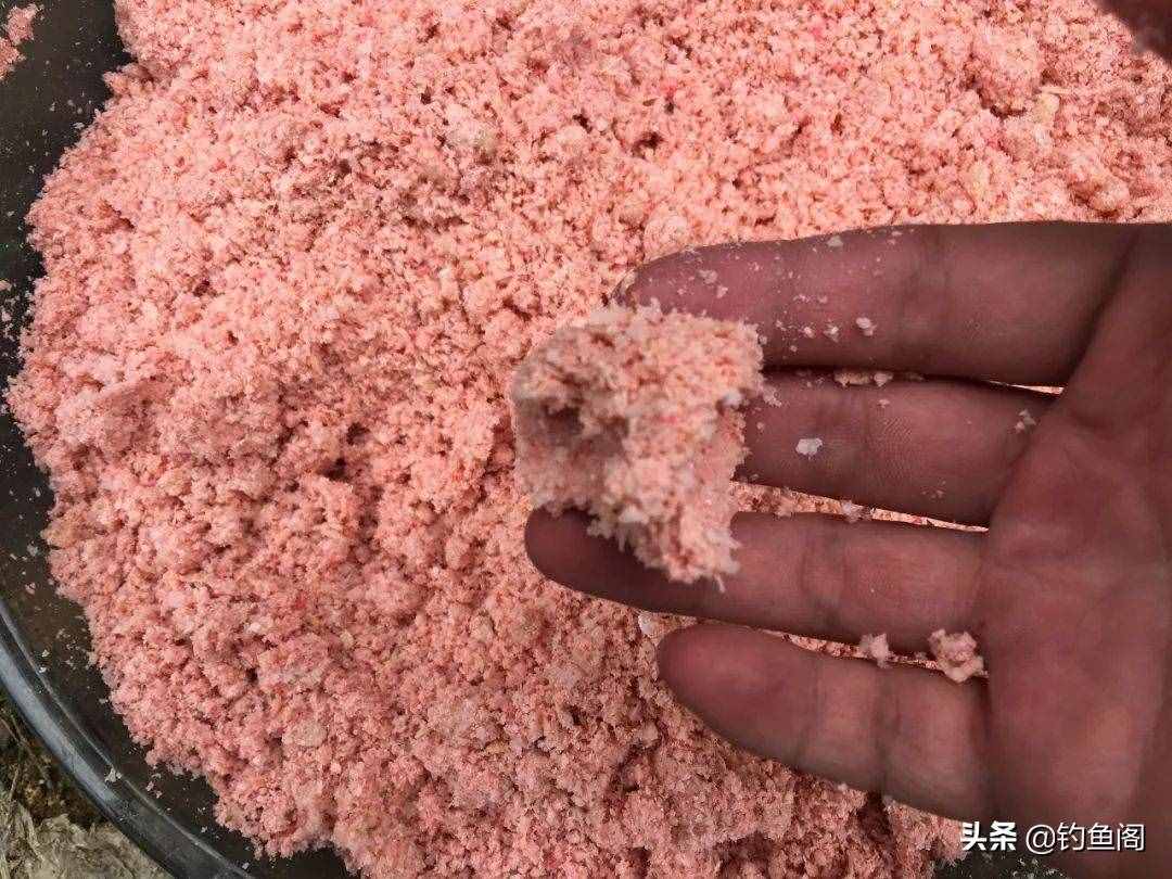 學(xué)釣鰱鳙從這篇文章開始，調(diào)漂、開餌、抓口都給你講明白
