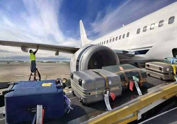 飛機(jī)托運行李規(guī)定2020 飛機(jī)托運行李怎么收費 飛機(jī)托運行李箱尺寸