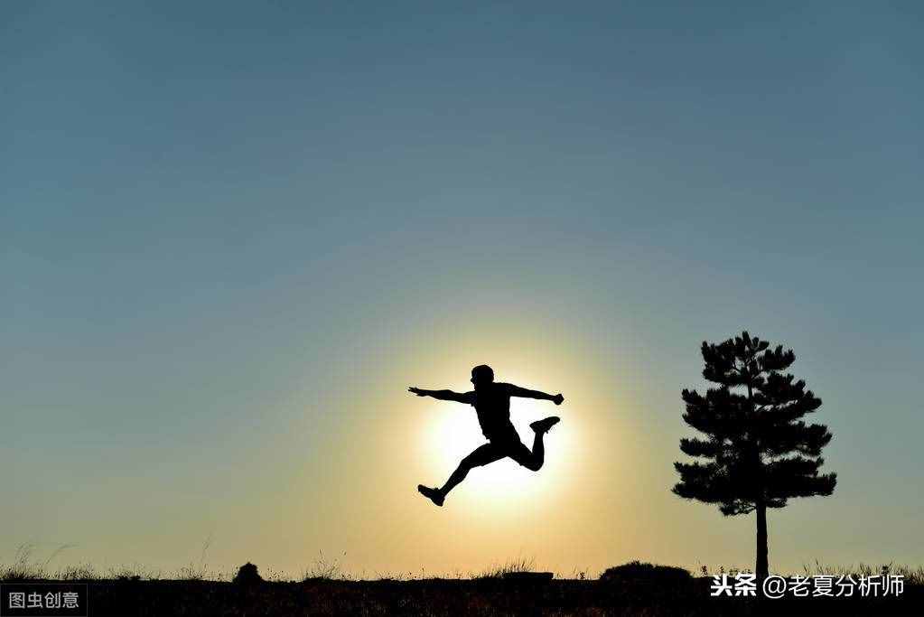 創(chuàng)業(yè)怎么起步？白手起家如何自己創(chuàng)業(yè)？做到這幾點可以少走彎路