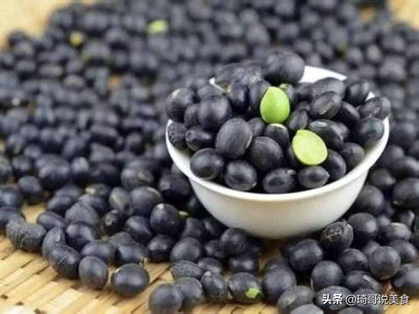 明日小雪，飲食有講究，要多吃3黑，少吃1肉1菜，身體好不怕冷
