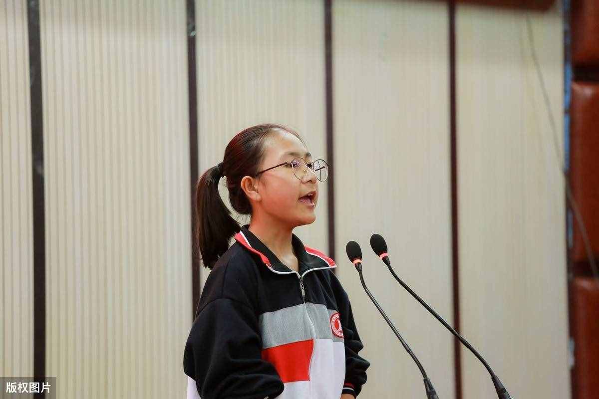 競(jìng)選班長(zhǎng)發(fā)言稿短（參考范文）
