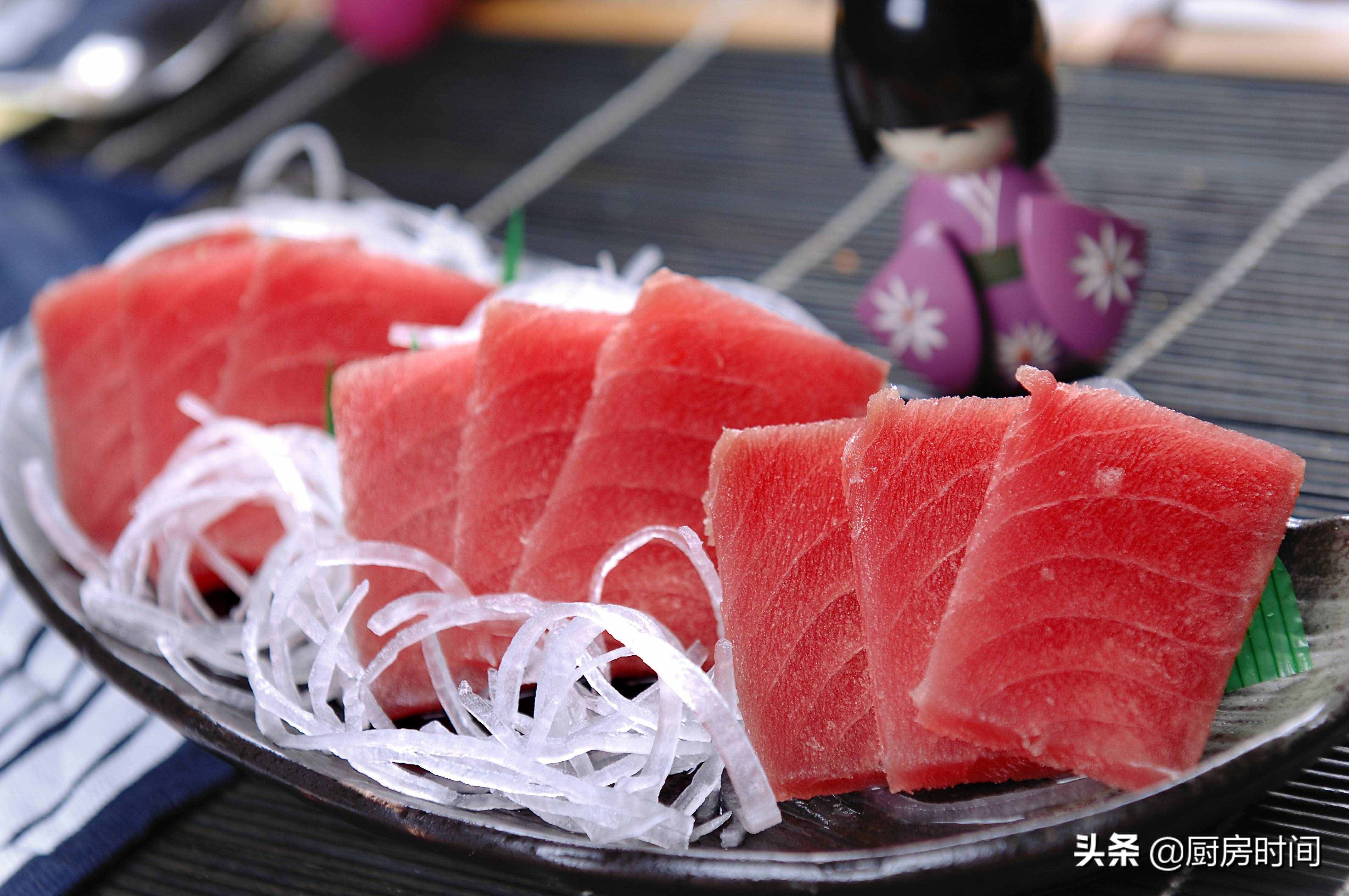 藍(lán)鰭金槍魚(yú)的肉為啥那么貴？知道原因后，網(wǎng)友：就算再有錢(qián)也不吃
