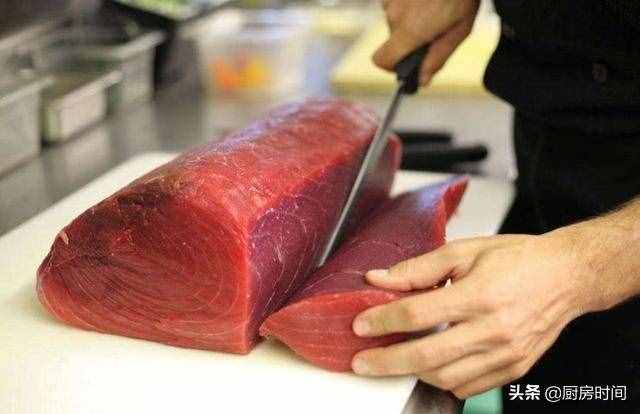藍(lán)鰭金槍魚(yú)的肉為啥那么貴？知道原因后，網(wǎng)友：就算再有錢(qián)也不吃