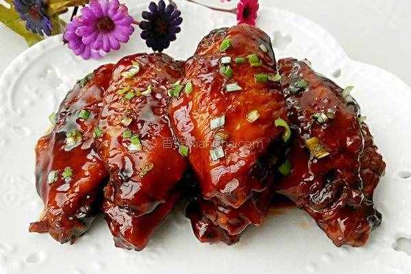 雞翅怎么做都好吃，但這6種做法讓你忍不住舔手指！