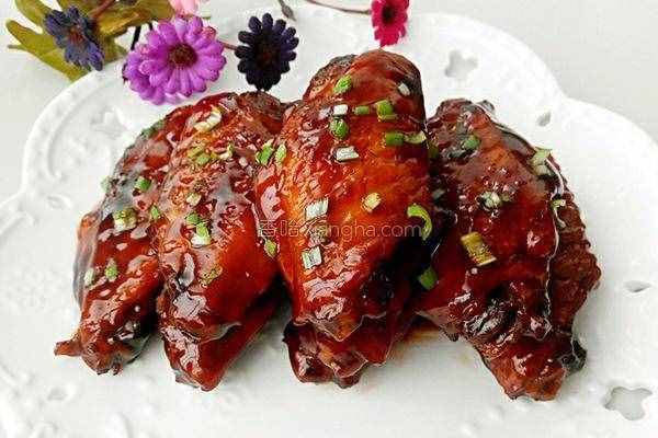 雞翅怎么做都好吃，但這6種做法讓你忍不住舔手指！