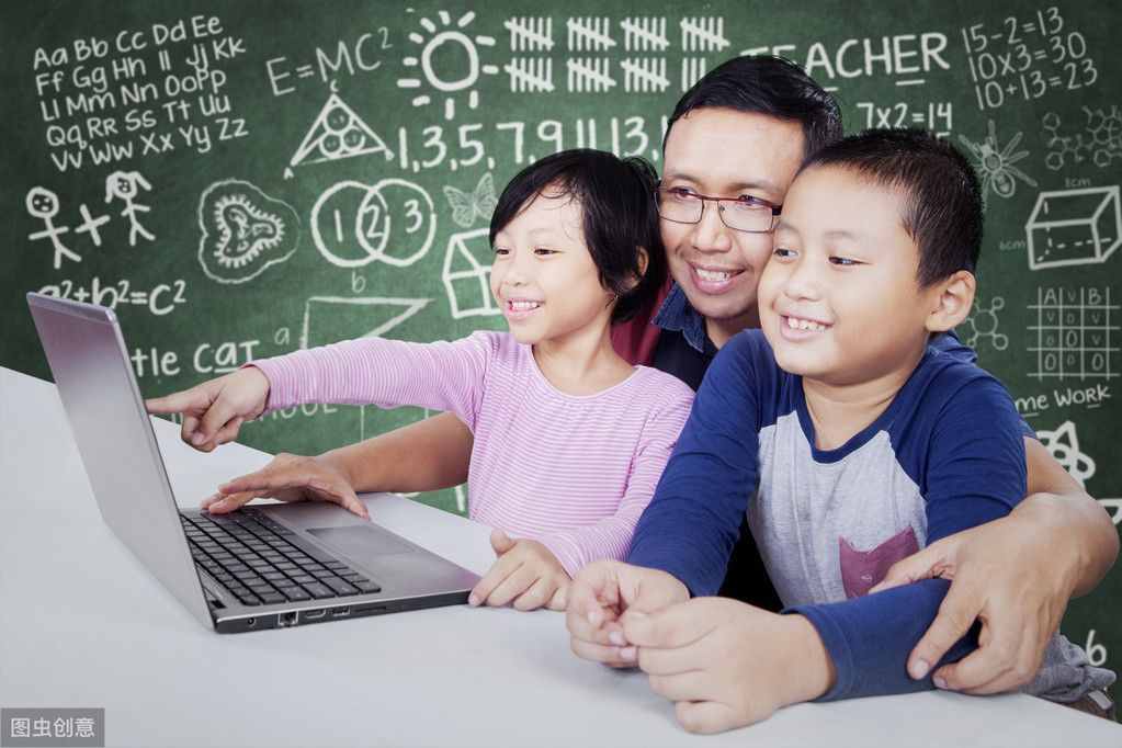作為一名小學(xué)教師，在學(xué)期即將結(jié)束時(shí)，如何寫好述職報(bào)告，附范文