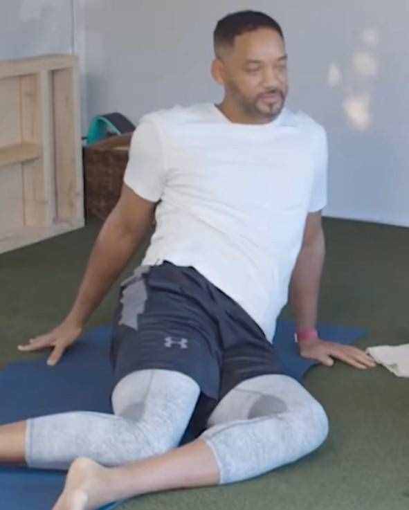 52歲史皇威爾史密斯體重飆升，挺啤酒肚練瑜伽，發(fā)誓找回完美身材