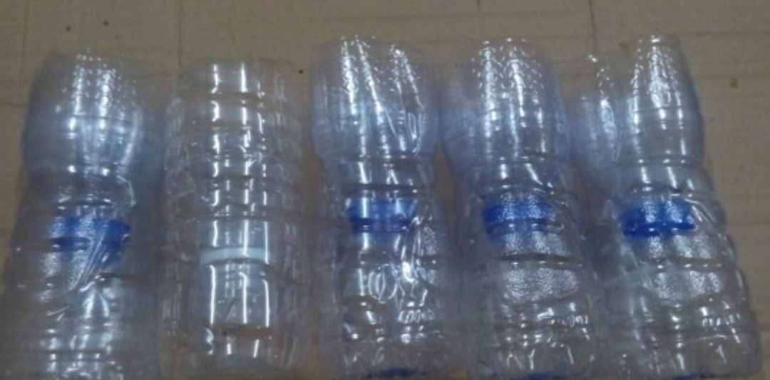 想不到飲料瓶還有這用處，制作簡易捕魚、蝦工具