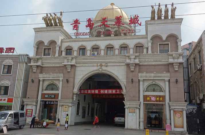 憑"宰客"被取消4A級別的景區(qū)，游客曾蜂擁而至，如今寥寥無幾