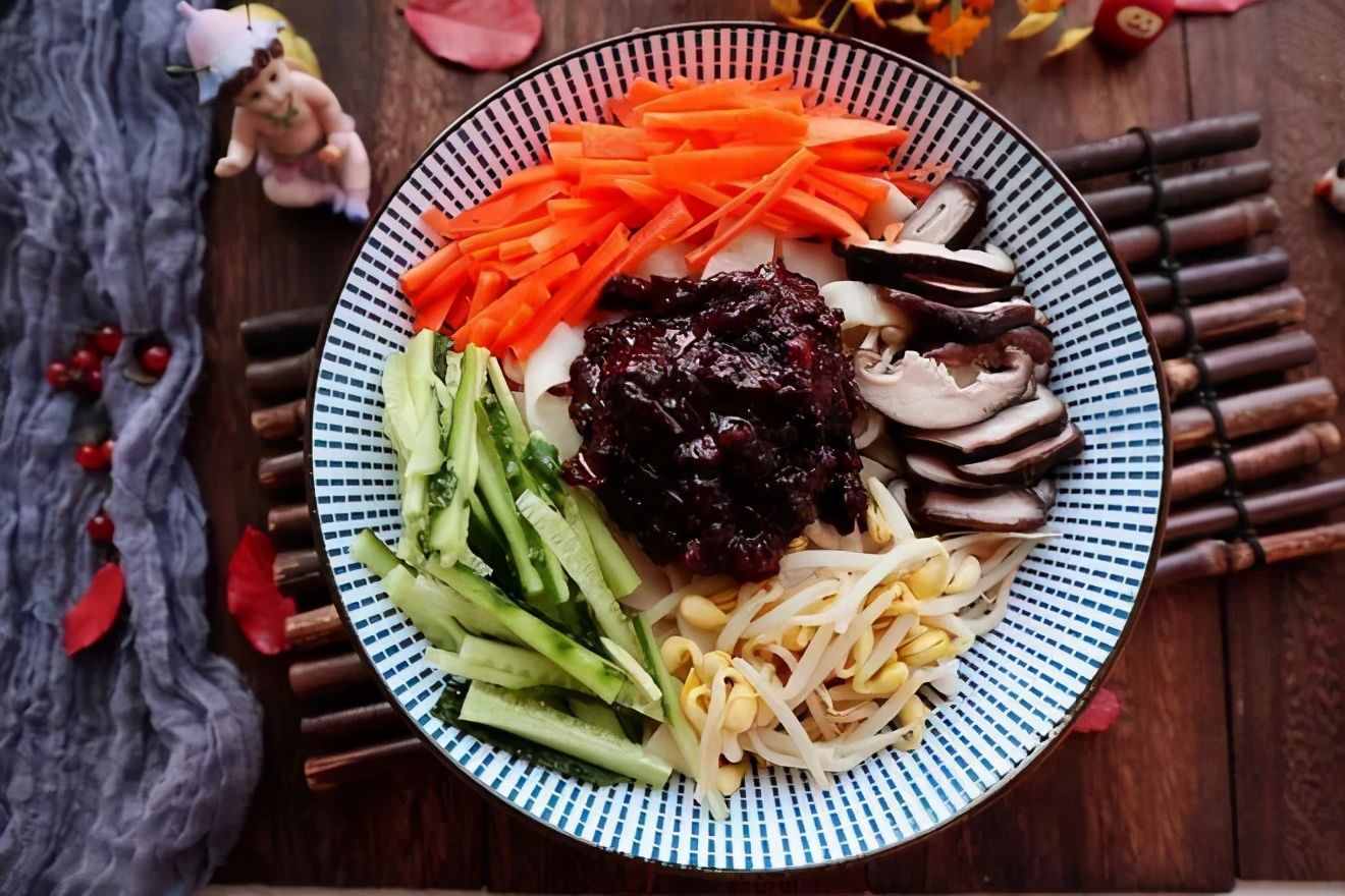 二十四節(jié)氣食俗大全！今日驚蟄宜吃它