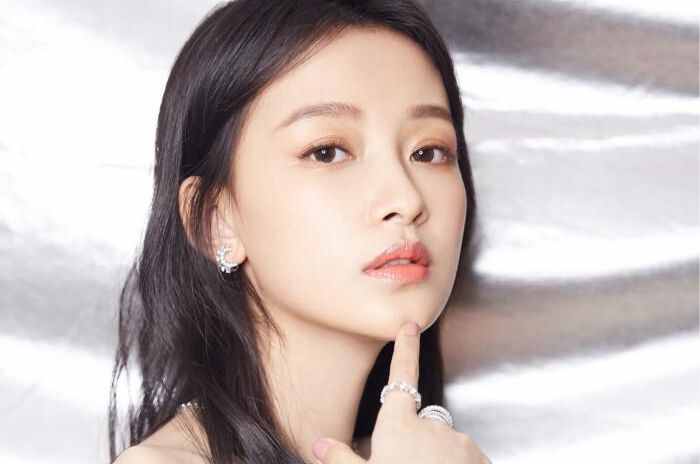 熱度近來飆升的90后女明星，楊紫李沁迪麗熱巴領(lǐng)銜