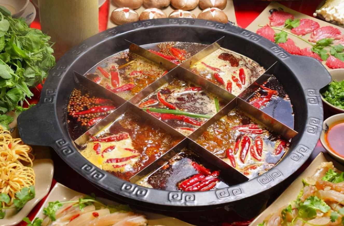 “四川火鍋”和“重慶火鍋”的區(qū)別？?jī)?nèi)行深度分析，這3點(diǎn)是關(guān)鍵
