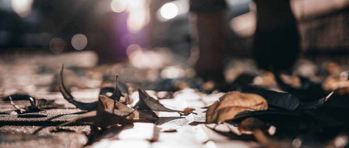 戴望舒的作品，你不會(huì)只讀過(guò)《雨巷》吧？