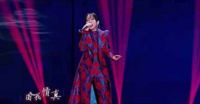 薩頂頂選《易燃易爆炸》有深意，可她算錯(cuò)了一步，這一步有弊有利