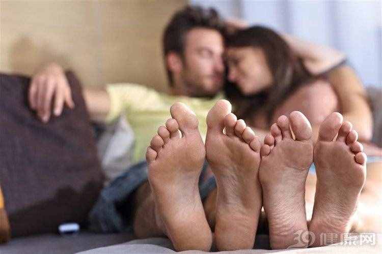 一個(gè)月性生活多少次才算正常？一次最佳時(shí)長(zhǎng)是多久？男女都要看