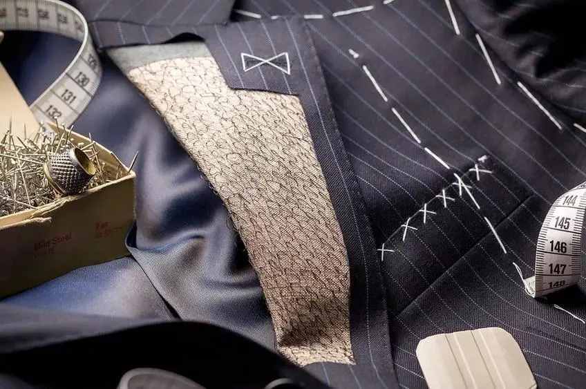西裝結(jié)構(gòu)丨西服的“骨架”到底多重要？
